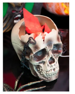 Totenkopf LED Flammenschale -Cosly Verkaufsgeschäft brennende totenschaedel laterne schaedellaterne mit licht und bewegungseffekt skull with flame 37865 03