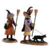 Lemax Spooky Town - Hexen Nacht Ausflug 2er Set -Cosly Verkaufsgeschäft lemax spooky town figuren witches night out halloween dekoration spooky town figurine 53623 01