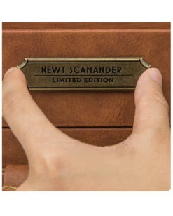 Newt Scamander Koffer Replik -Cosly Verkaufsgeschäft newt scamander koffer replik phantastische tierwesen geschenkartikel newt scamander suitcase 36867 4